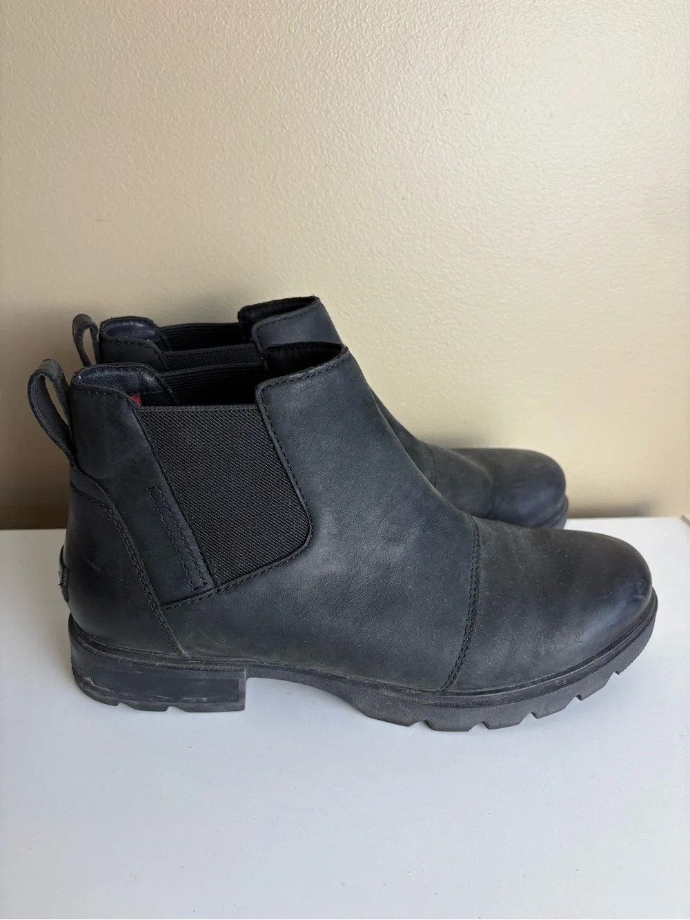 Sorel Emelie III Chelsea Black Waterproof Boots Size 9